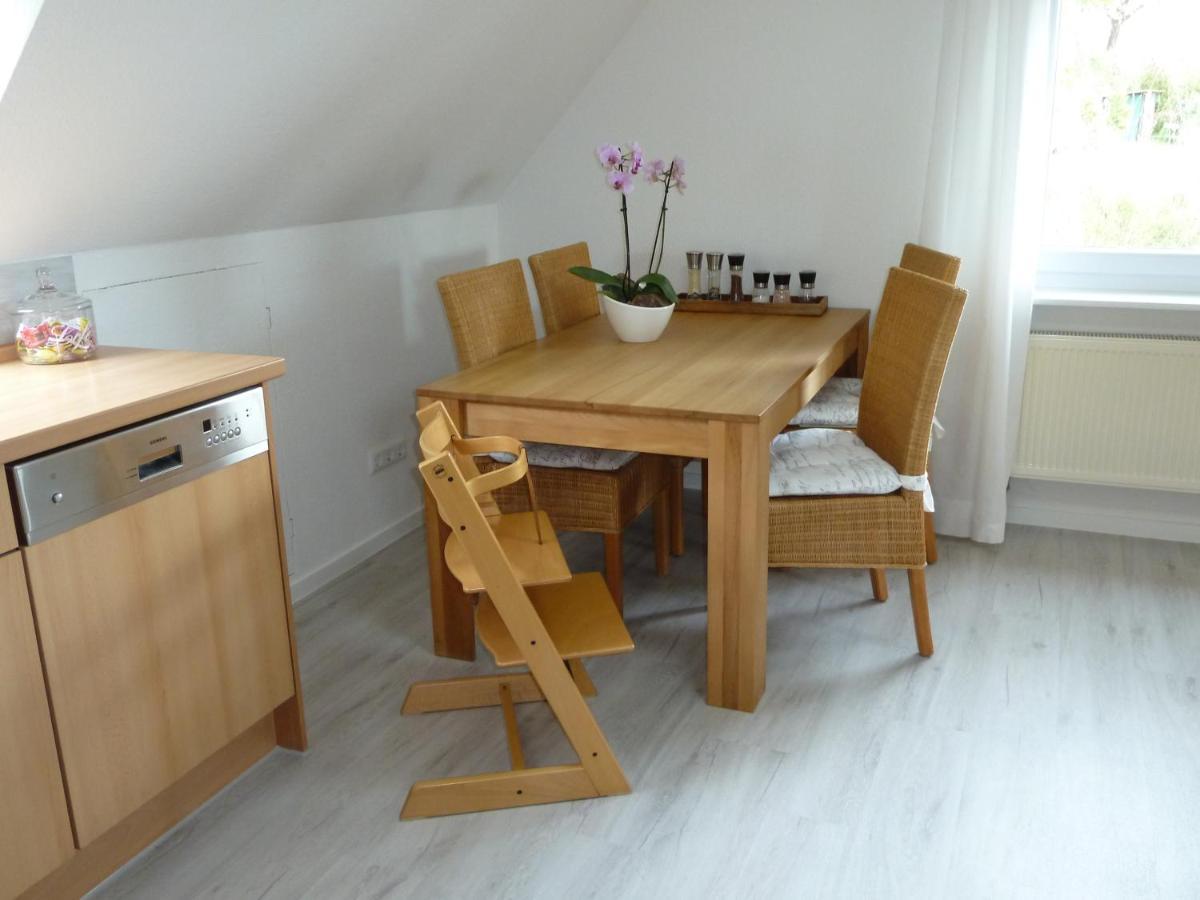 Helle 70 Qm Ferienwohnung Mit Herrlichem Blick Teningen Eksteriør bilde